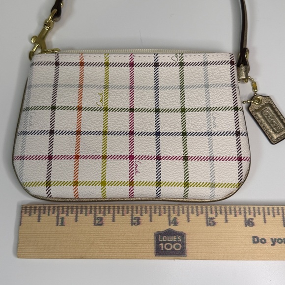 Coach | Peyton Heritage Tattersall Multicolor Wristlet Pouch - Picture 4 of 10